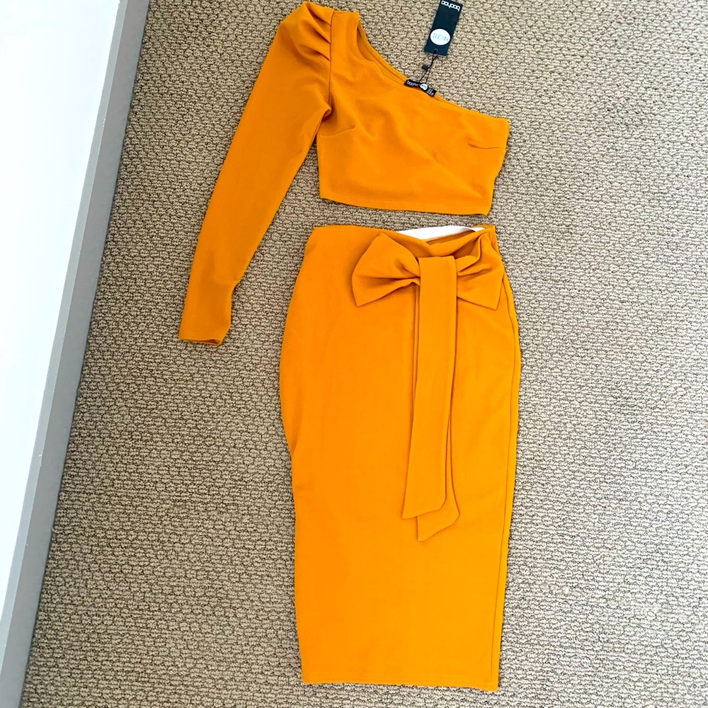 Mustard size small co ord set BRAND NEW